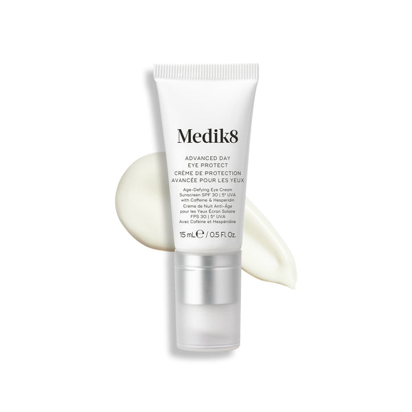 Een tube van Medik8 Advanced Day Eye Protect met een SPF 30-classificatie.